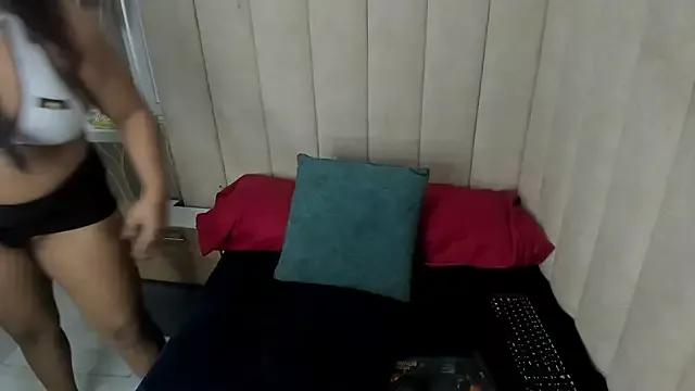 Teen sex cams free adult cams: check-out the satisfaction of conversing and c2c with our stunning models, who will teach you all about seduction and dreams with their smoking hot shapes.