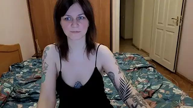 TinaMelt from StripChat is Freechat