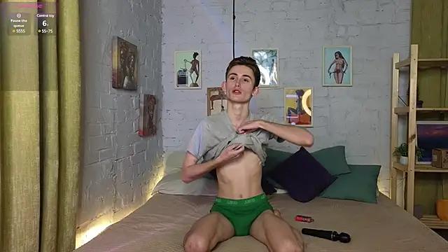 tommy_XXX from StripChat