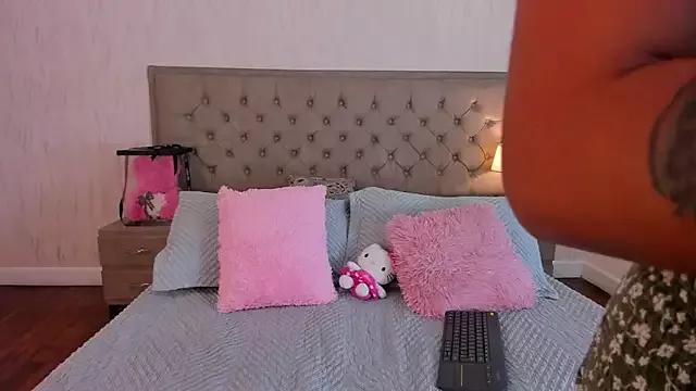 Teen sex cams free adult cams: check-out the satisfaction of conversing and c2c with our stunning models, who will teach you all about seduction and dreams with their smoking hot shapes.