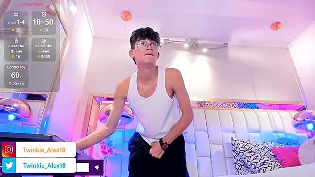 Twinkie-Alex18 from StripChat is Freechat