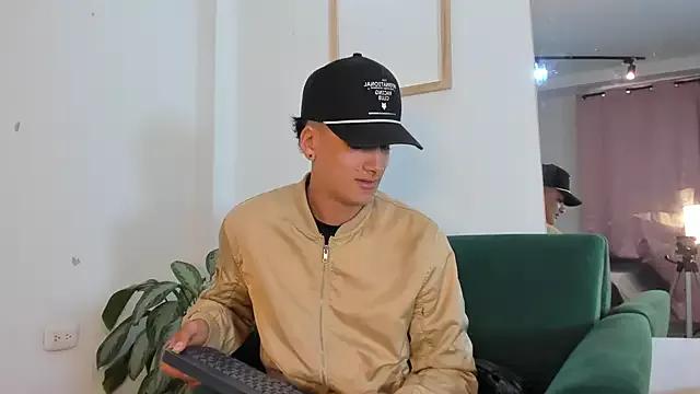 Teen sex cams free adult cams: check-out the satisfaction of conversing and c2c with our stunning models, who will teach you all about seduction and dreams with their smoking hot shapes.