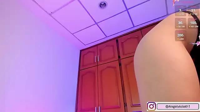 Teen sex cams free adult cams: check-out the satisfaction of conversing and c2c with our stunning models, who will teach you all about seduction and dreams with their smoking hot shapes.