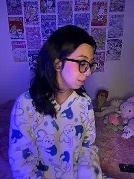 Valen-Foxx from StripChat is Freechat