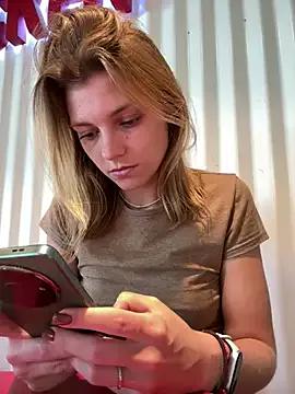 ValenciaShock from StripChat is Freechat
