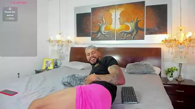 Teen sex cams free adult cams: check-out the satisfaction of conversing and c2c with our stunning models, who will teach you all about seduction and dreams with their smoking hot shapes.