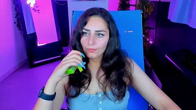 ValeriiMills from StripChat is Freechat
