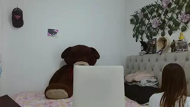 Teen sex cams free adult cams: check-out the satisfaction of conversing and c2c with our stunning models, who will teach you all about seduction and dreams with their smoking hot shapes.