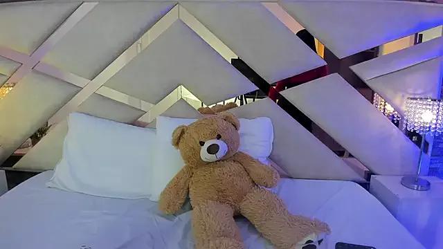 Teen sex cams free adult cams: check-out the satisfaction of conversing and c2c with our stunning models, who will teach you all about seduction and dreams with their smoking hot shapes.