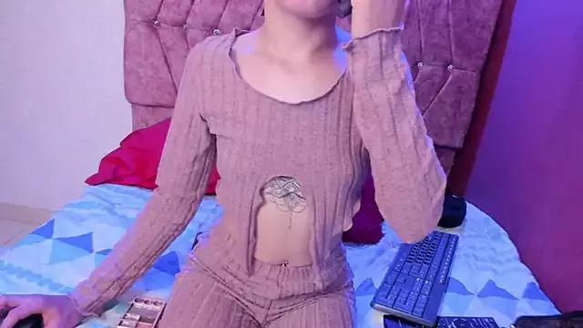 Vannesa_gomezz from StripChat is Freechat