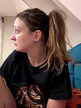 Velvetwitch87 from StripChat is Freechat