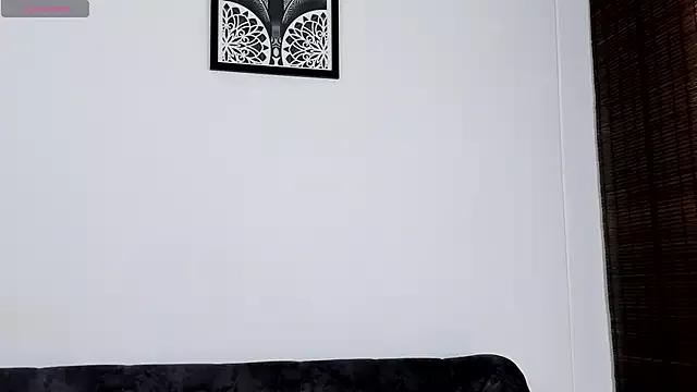 VeronicaTonu from StripChat is Freechat
