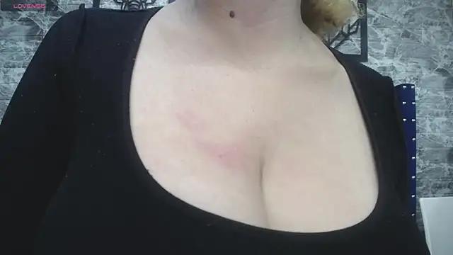 vickycute52 from StripChat is Freechat