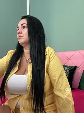 VickyDivinee from StripChat is Freechat