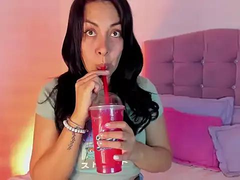 Vik_gomez from StripChat is Freechat