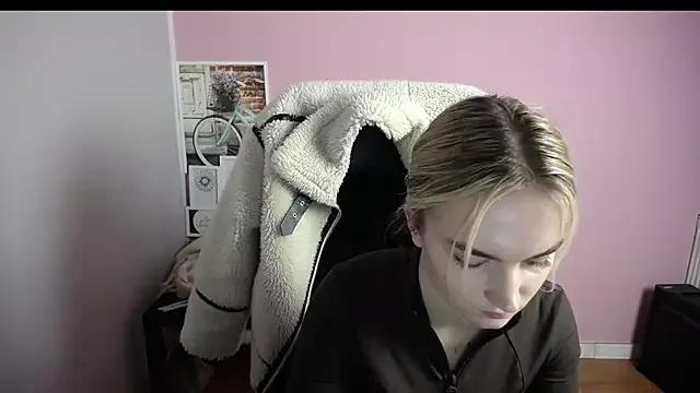 Teen sex cams free adult cams: check-out the satisfaction of conversing and c2c with our stunning models, who will teach you all about seduction and dreams with their smoking hot shapes.