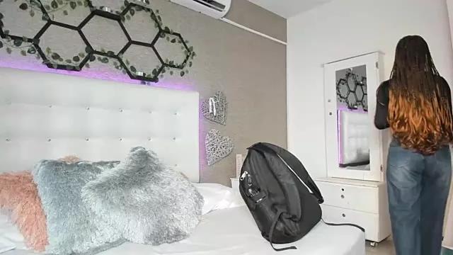 Teen sex cams free adult cams: check-out the satisfaction of conversing and c2c with our stunning models, who will teach you all about seduction and dreams with their smoking hot shapes.