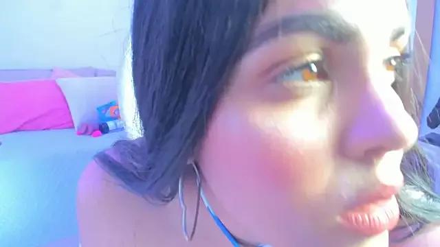Violetaa_angell_ from StripChat is Freechat
