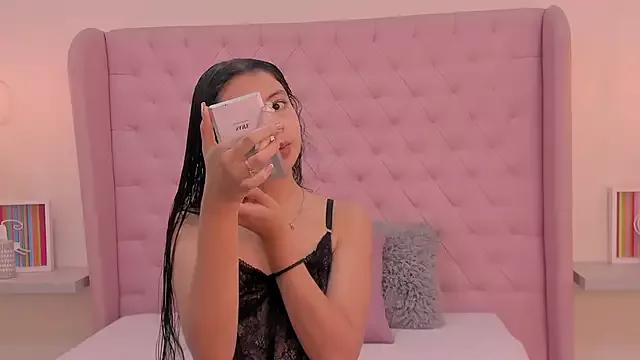 VioletaaSantos from StripChat is Freechat