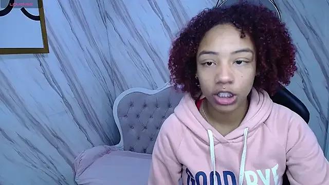 Violeth_b from StripChat is Freechat