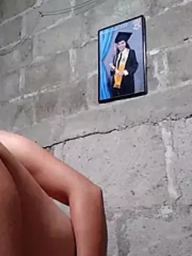 Violethroos from StripChat is Freechat