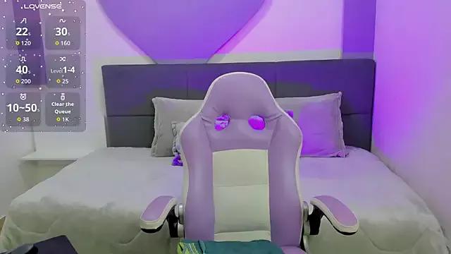 Teen sex cams free adult cams: check-out the satisfaction of conversing and c2c with our stunning models, who will teach you all about seduction and dreams with their smoking hot shapes.