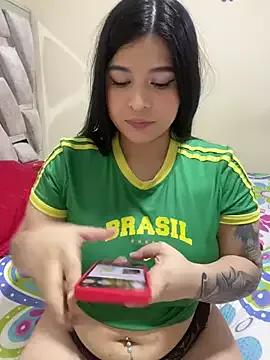 Photos of Vliacoooper2 from StripChat is Freechat
