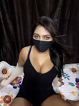Webrowncouple from StripChat is Freechat
