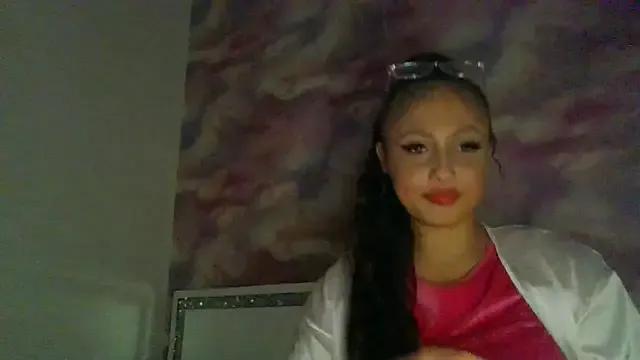 Welsh_Maya19X from StripChat is Freechat