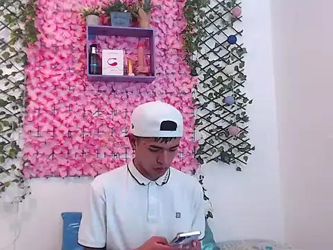 Teen sex cams free adult cams: check-out the satisfaction of conversing and c2c with our stunning models, who will teach you all about seduction and dreams with their smoking hot shapes.