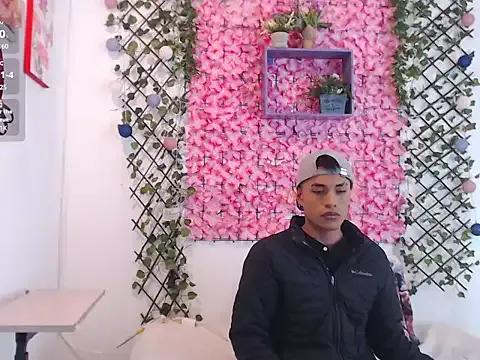 Teen sex cams free adult cams: check-out the satisfaction of conversing and c2c with our stunning models, who will teach you all about seduction and dreams with their smoking hot shapes.