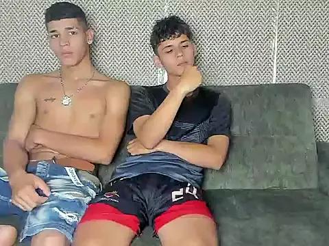 willy_sexxx18 from StripChat is Freechat