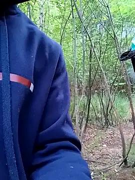 Wilsonn86 from StripChat is Freechat