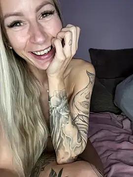 Teen sex cams free adult cams: check-out the satisfaction of conversing and c2c with our stunning models, who will teach you all about seduction and dreams with their smoking hot shapes.