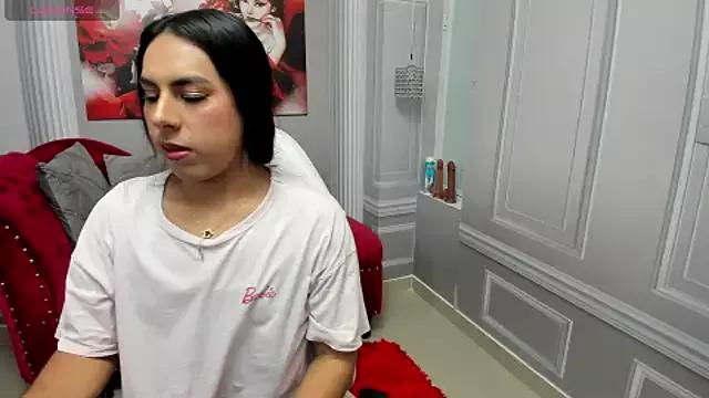 Ximenahott_ from StripChat is Freechat