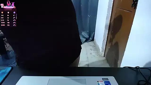 Teen sex cams free adult cams: check-out the satisfaction of conversing and c2c with our stunning models, who will teach you all about seduction and dreams with their smoking hot shapes.