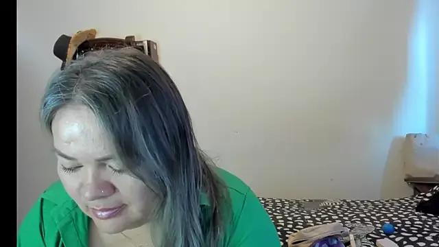 yeralgrace from StripChat is Freechat