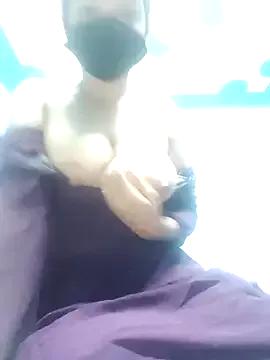 your-cute-baby from StripChat is Freechat