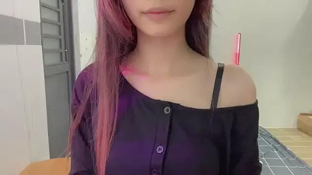 Your-Sunshine from StripChat is Freechat