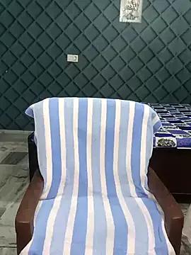 Your-Yashika from StripChat is Freechat