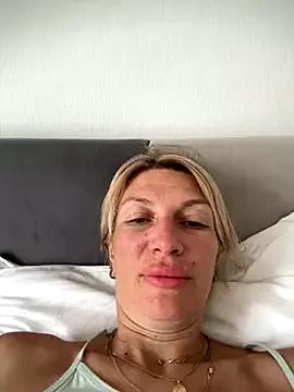 Your_Dayana from StripChat is Freechat