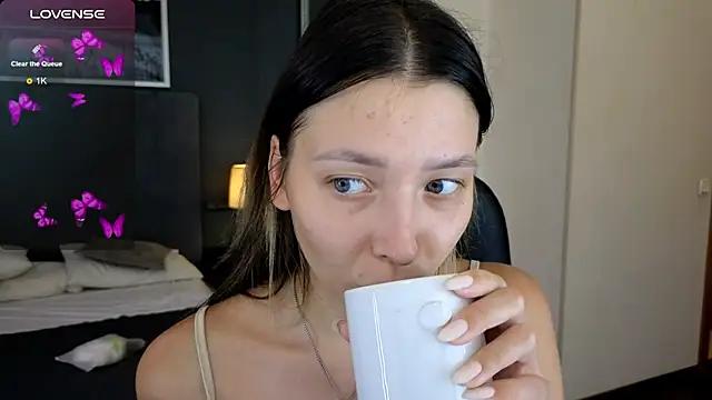your_demi from StripChat is Freechat