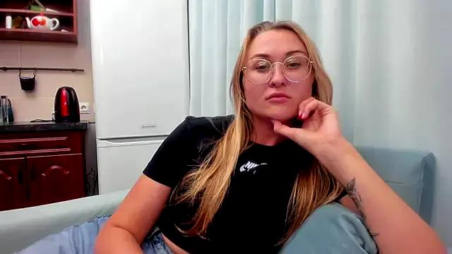 your_Goddess_Eva from StripChat is Freechat
