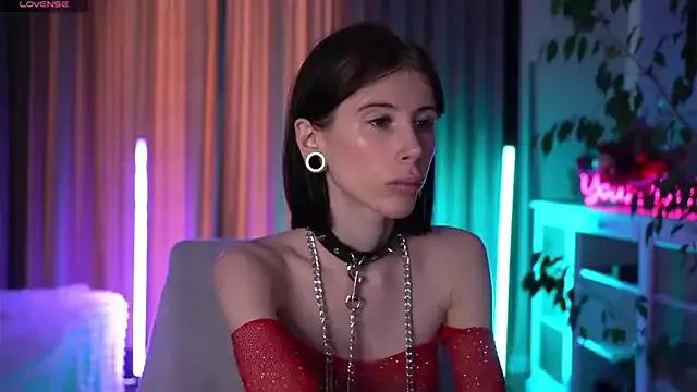 Your_Nicolett from StripChat is Freechat
