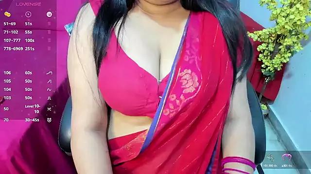 YourKittuu from StripChat is Freechat