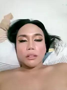 YourNikkieXxx from StripChat is Freechat