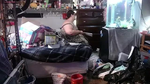 yoursexything79 from StripChat is Freechat
