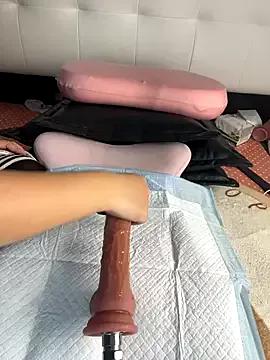 Photos of youzi33 from StripChat is Freechat