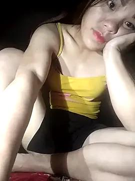 Yumi_sexyy from StripChat is Freechat