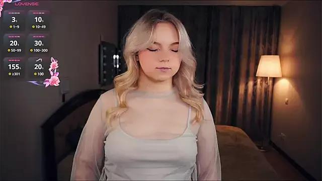 ZaraCreedon from StripChat is Freechat